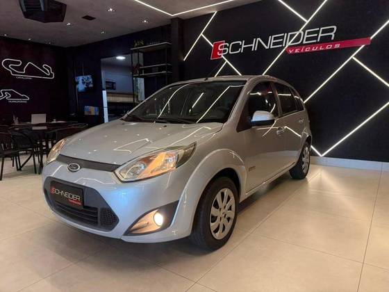 FORD FIESTA 1.6 SIGMA 16V FLEX 4P MANUAL FORD FIESTA 1.6 SIGMA 16V FLEX 4P MANUAL